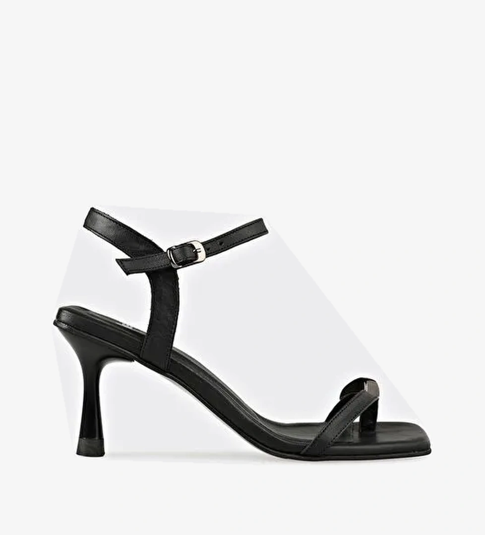 Siyah Deri Kadın Sandalet - Görsel 1