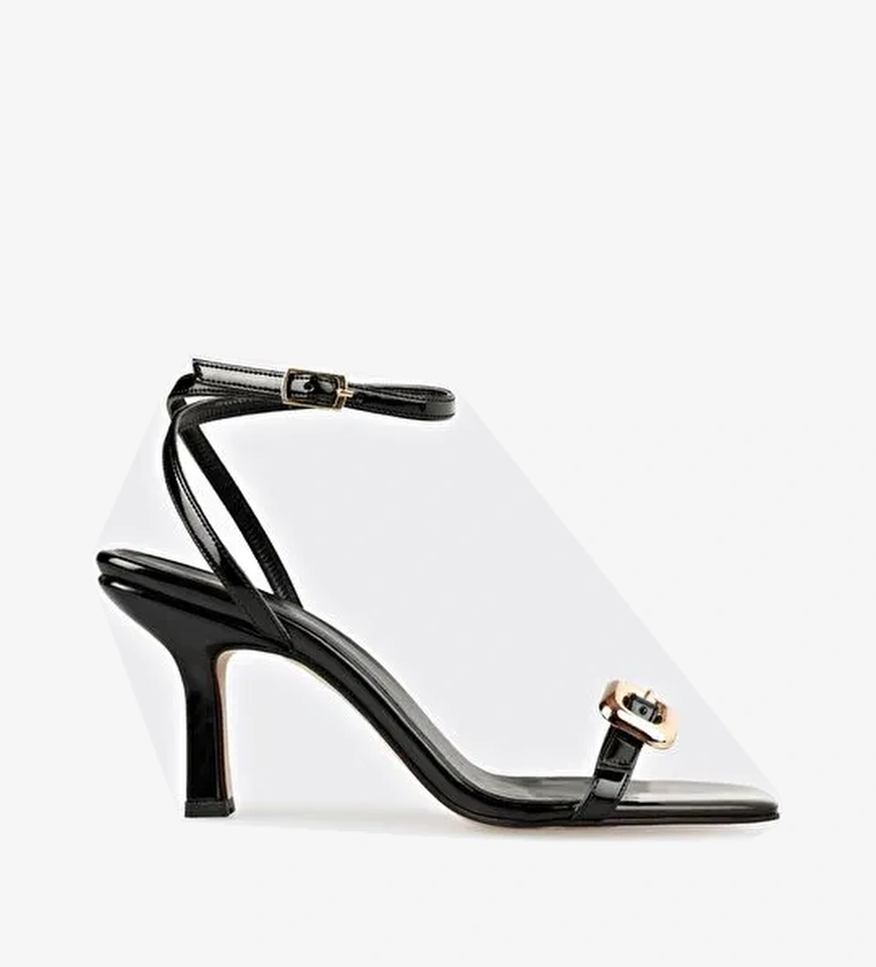 Siyah Kadın Günlük Sandalet - Görsel 1