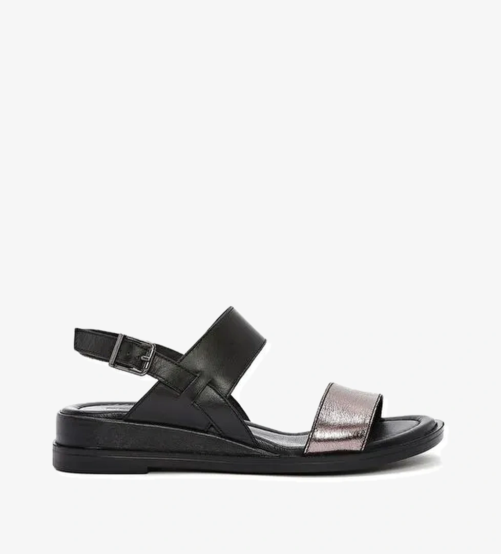 Kadın Siyah Bilekten Tokalı Deri Sandalet 25SFD362714 - Görsel 1