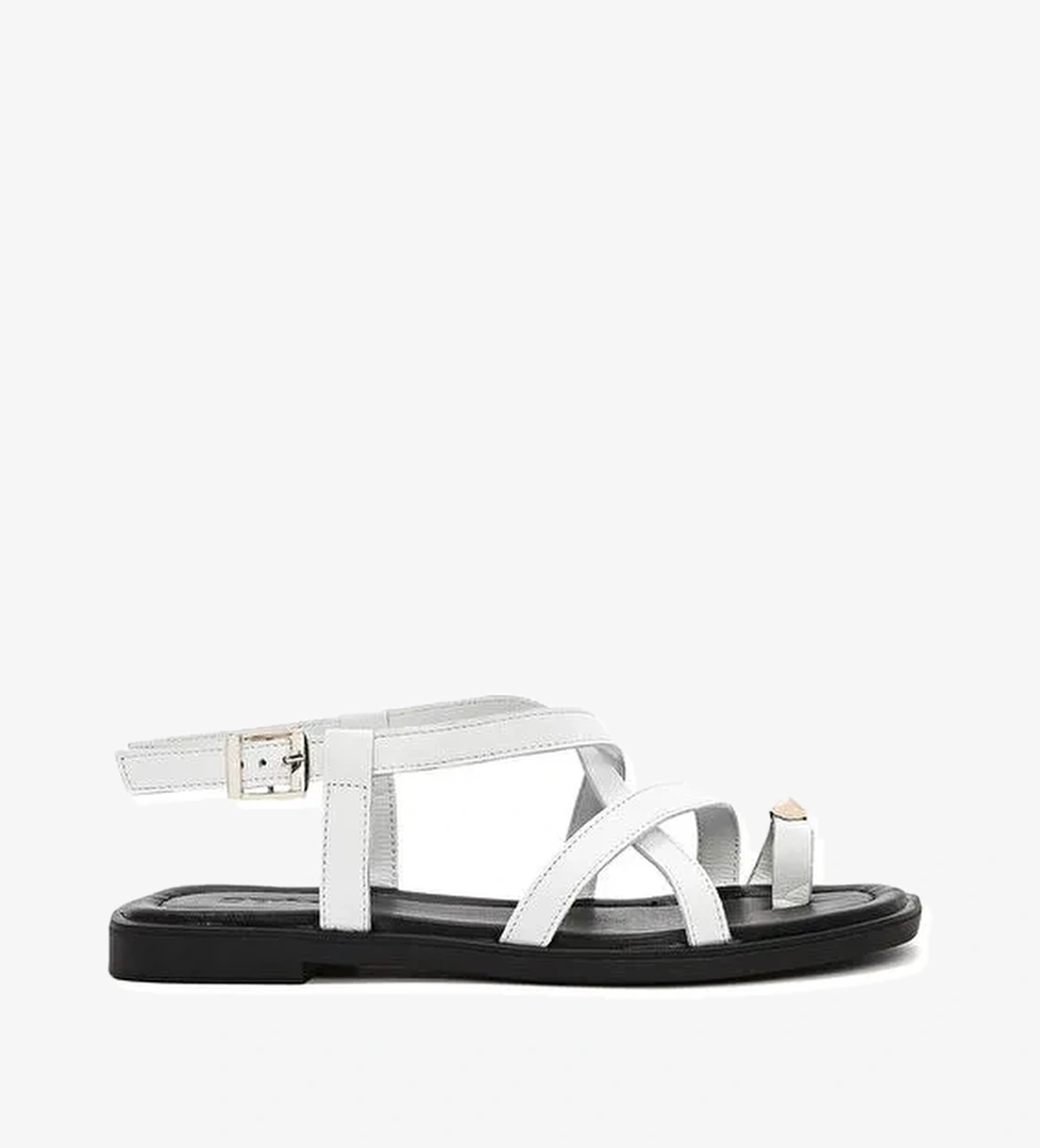 Kadın Beyaz Bilekten Tokalı Deri Sandalet 25SFD362918 - Görsel 1