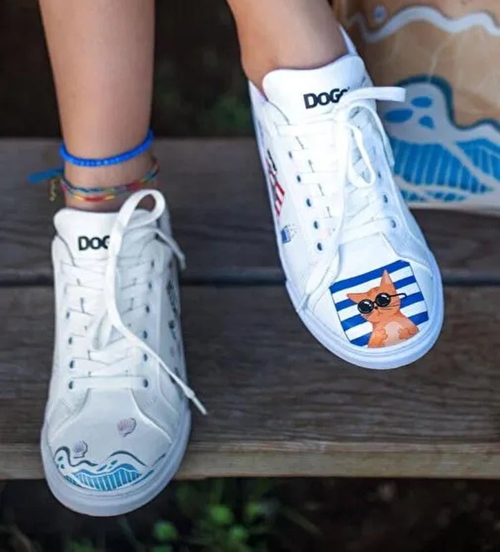 Kadın Vegan Deri Beyaz Sneakers - Cats on the Beach Tasarım - Görsel 1