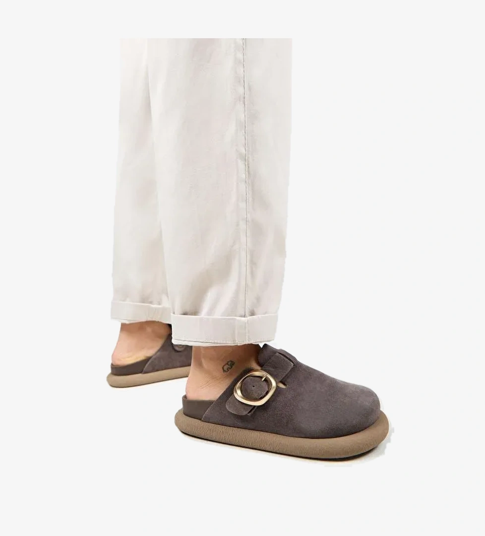 Manijero (Asymetry) Kadın Hakiki Deri Kemerli Tokalı Sabo Açık Kahve Terlik - Görsel 1