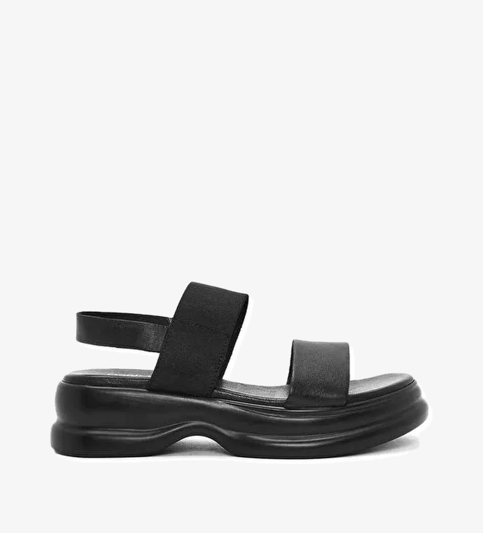 Kadın Siyah Kalın Tabanlı Deri Sandalet 25SFD153114 - Görsel 1