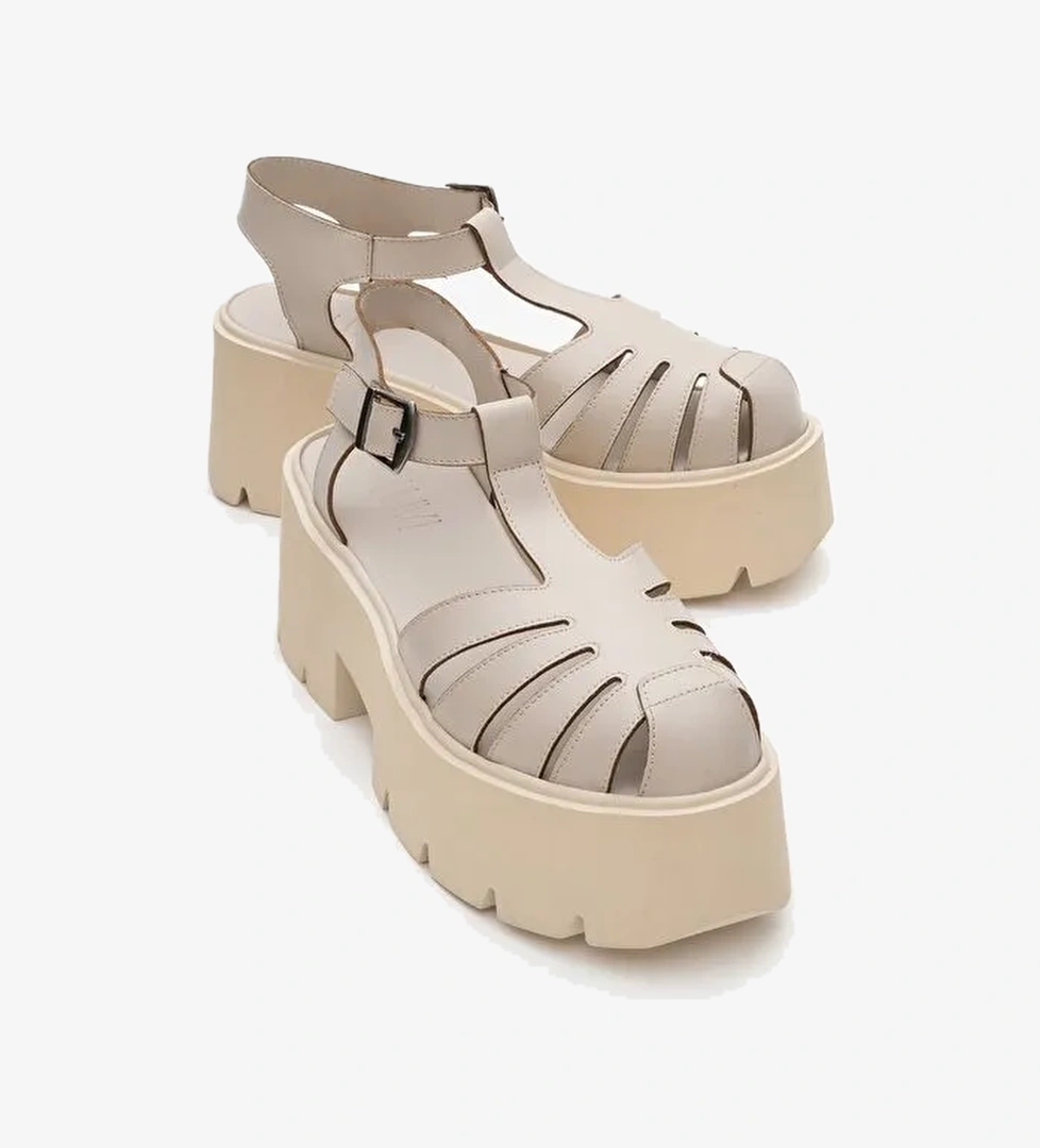 VERUA Krem Kadın Kalın Tabanlı Sandalet - Görsel 1