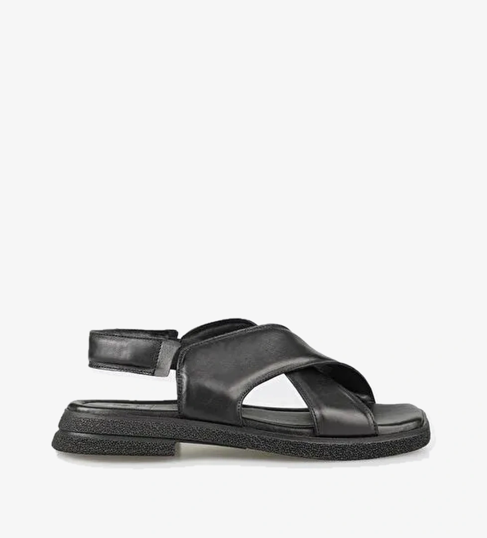 Siyah Deri Kadın Düz Sandalet - Görsel 1