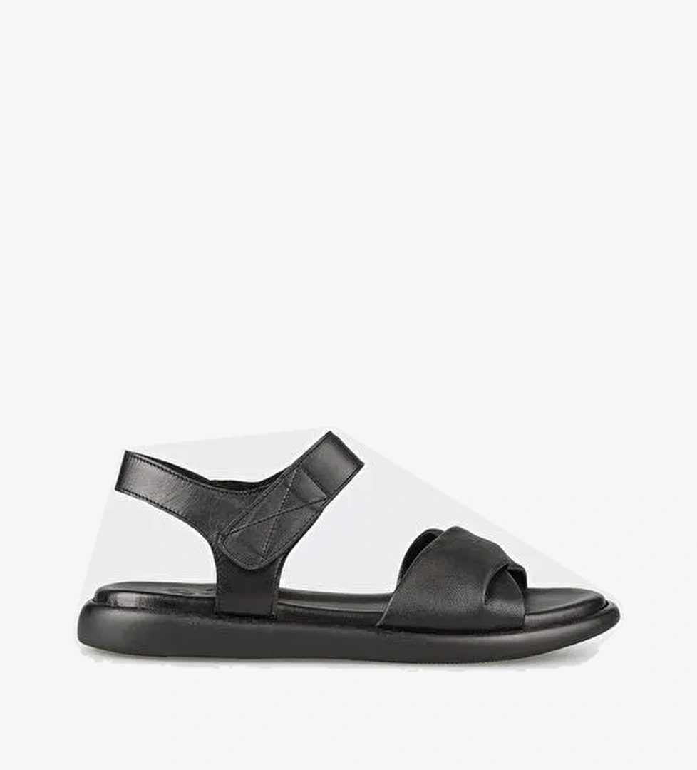 Siyah Deri Kadın Düz Sandalet - Görsel 1