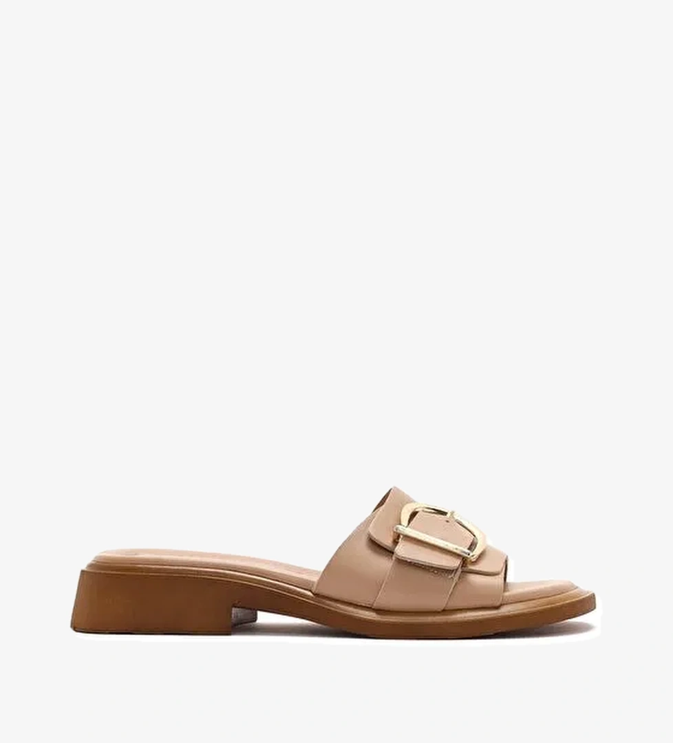 Kadın Bej Tokalı Deri Terlik 25SFD361418 - Görsel 1