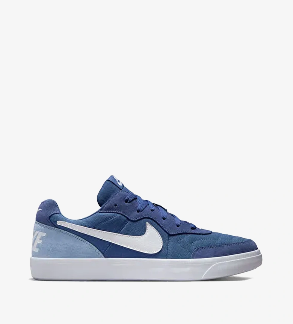 Nike 403 Nsw Ürün Listesi