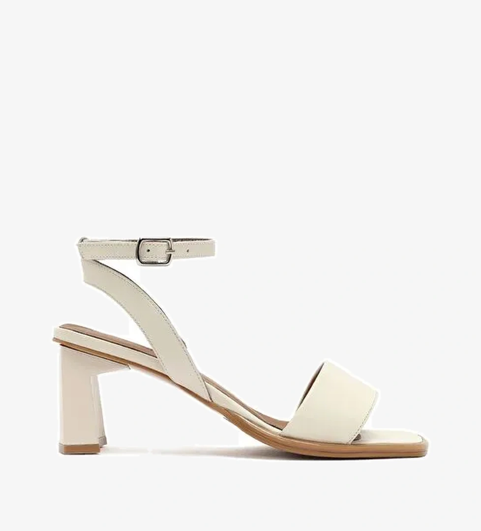 Kadın Krem Bilekten Tokalı Kalın Topuklu Deri Sandalet 25SFD131218 - Görsel 1