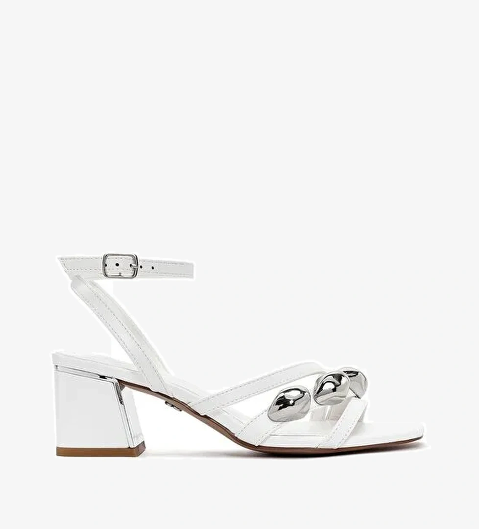 Kadın Beyaz Bilekten Tokalı Kısa Kalın Topuklu Sandalet 25SFE481418 - Görsel 1