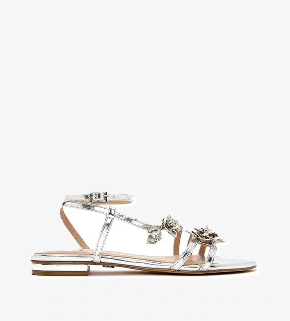 Kadın Gümüş Bilekten Tokalı Taşlı Metalik Sandalet 25SFD442132 - Görsel 1