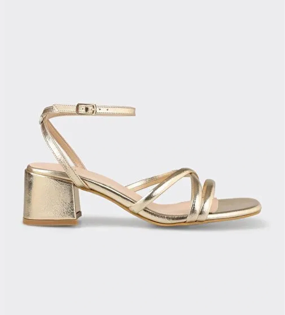 Gold Kadın Günlük Sandalet - Görsel 1