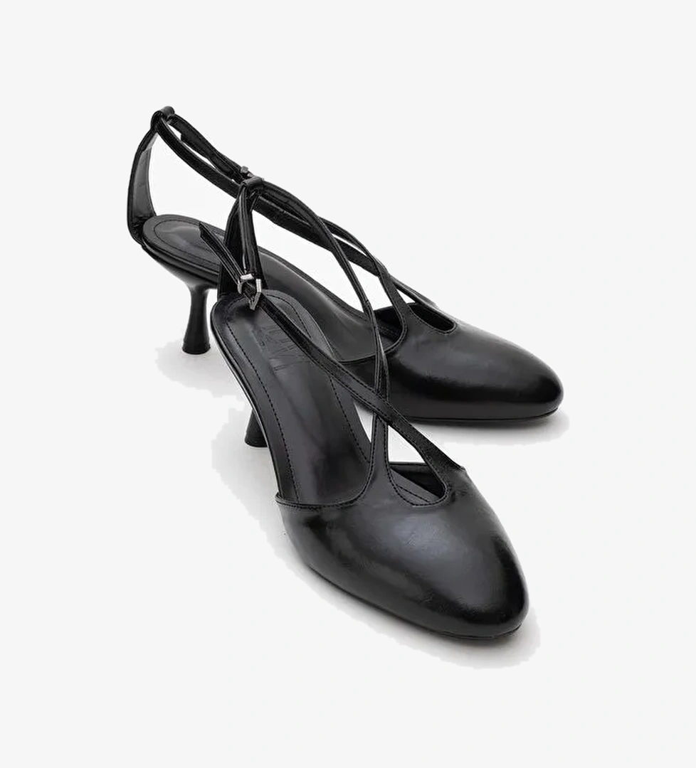 AGVES Siyah Cilt Kadın Topuklu Ayakkabı - Görsel 1