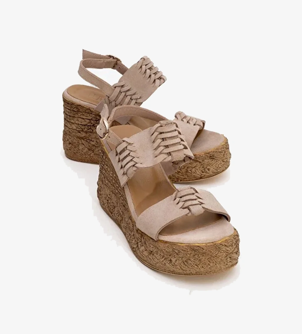 OLİEN Bej Süet Hakiki Deri Kadın Dolgu Topuklu Sandalet - Görsel 1