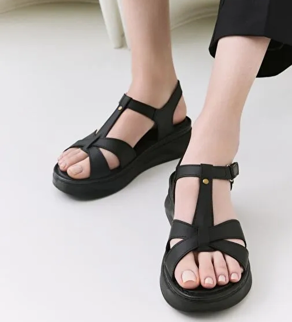 Kadın Siyah Comfort Düz Sandalet - Görsel 1