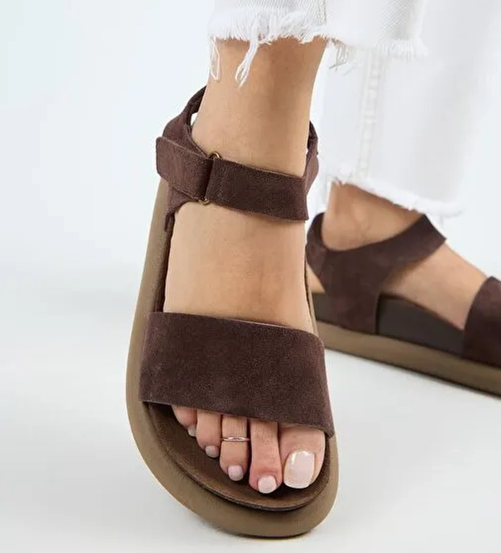 Manijero Bronx Kadın Hakiki Deri Atkılı Cırtlı Açık Kahve Sandalet - Görsel 1