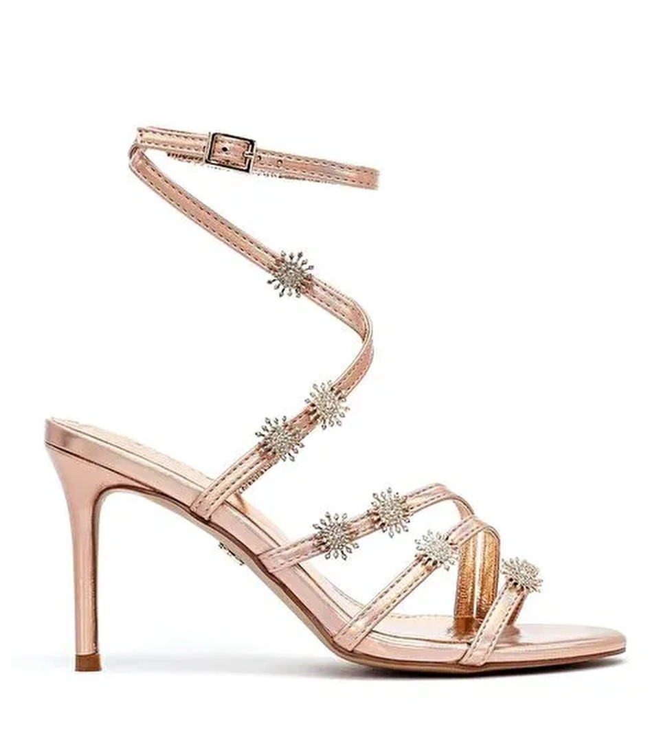 Kadın Pembe Bilekten Tokalı Taşlı Metalik İnce Topuklu Sandalet 25SFE482032 - Görsel 1