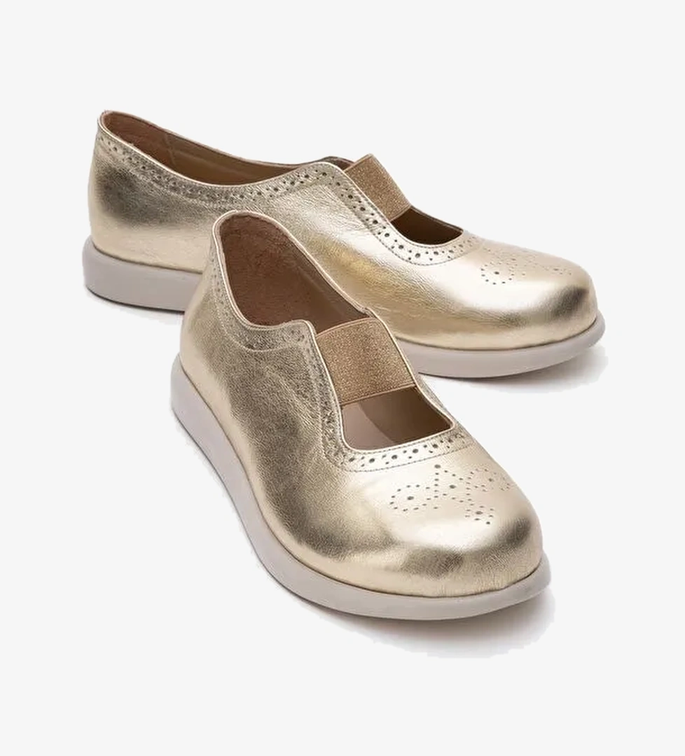 CHELLE Metalik Altın Lastikli Hakiki Deri Kadın Günlük Ayakkabı - Görsel 1