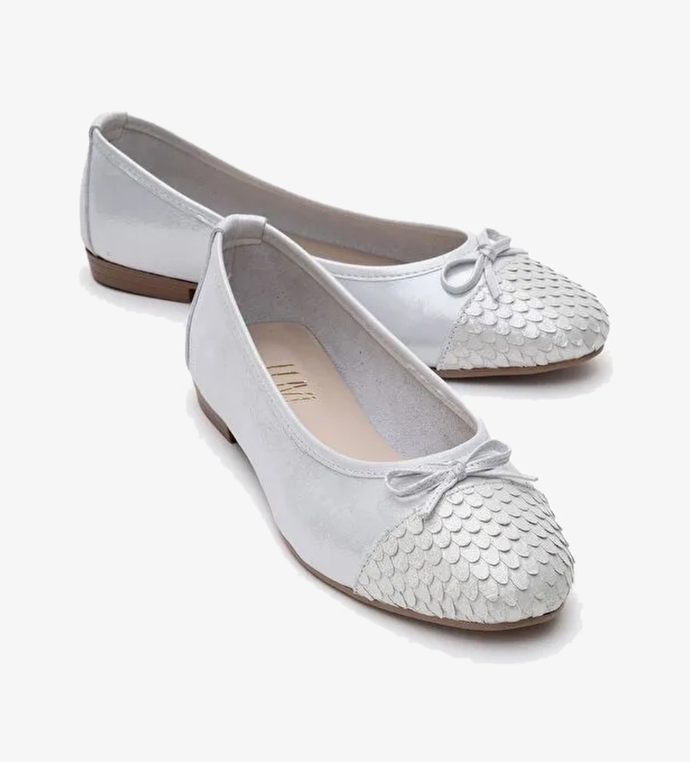 02 Beyaz Simli Hakiki Deri Kadın Babet Ayakkabı - Görsel 1