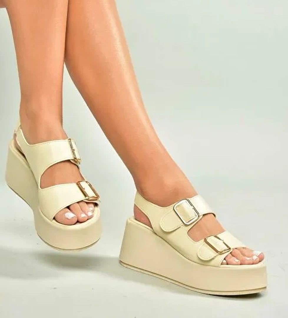 U946418509 Bej Dolgu Topuklu Kadın Ayakkabı - Görsel 1