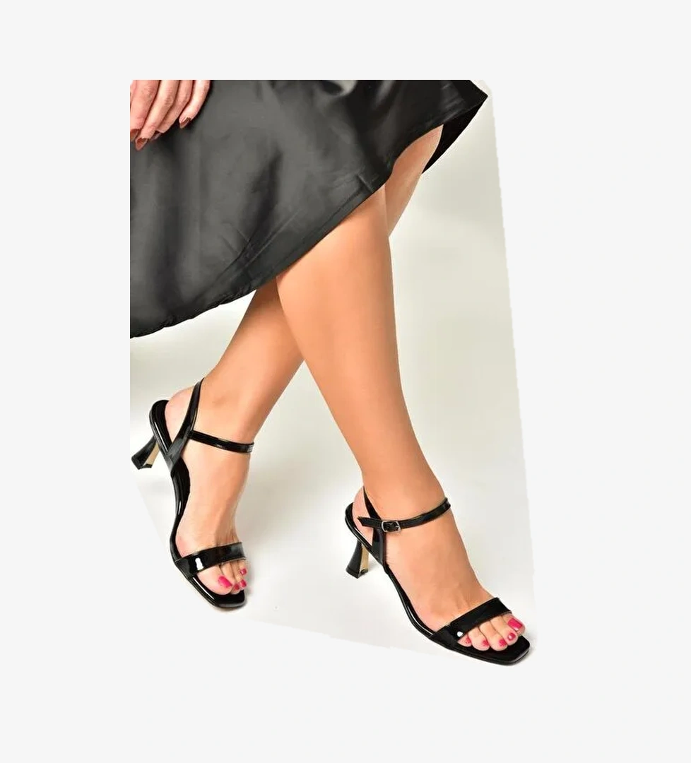 U569519908 Siyah Rugan Alçak Topuklu Kadın Ayakakbı - Görsel 1