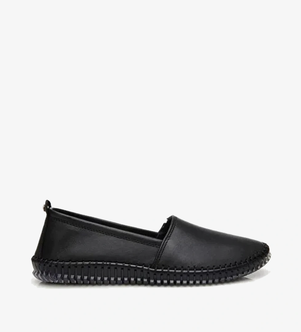 Siyah