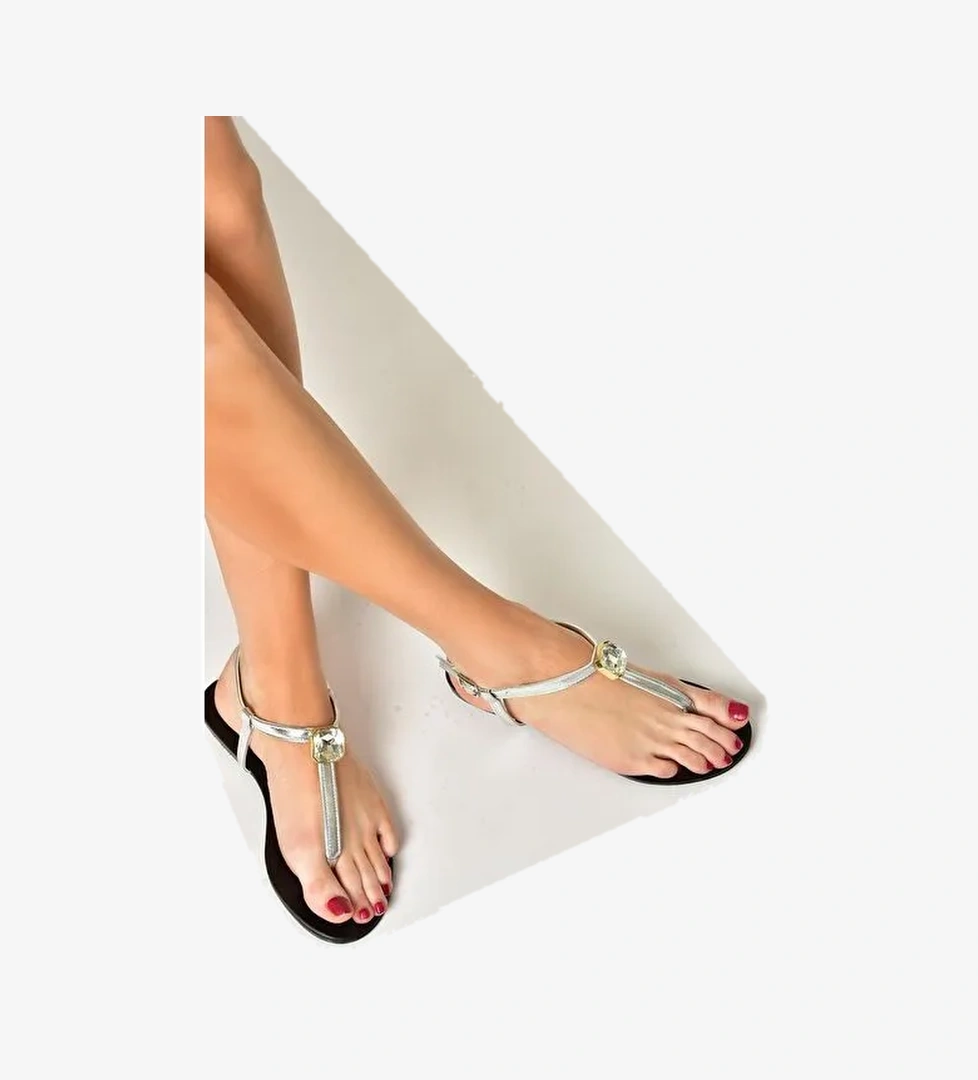 S272095209 Gümüş Parmak Arası Kadın Sandalet - Görsel 1