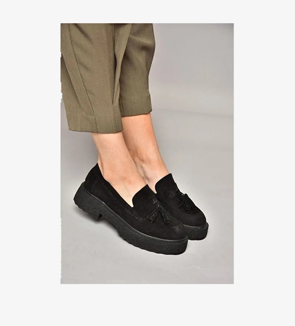 T996193002 Siyah Süet Kalın Tabanlı Makosen Ayakkabı - Görsel 1