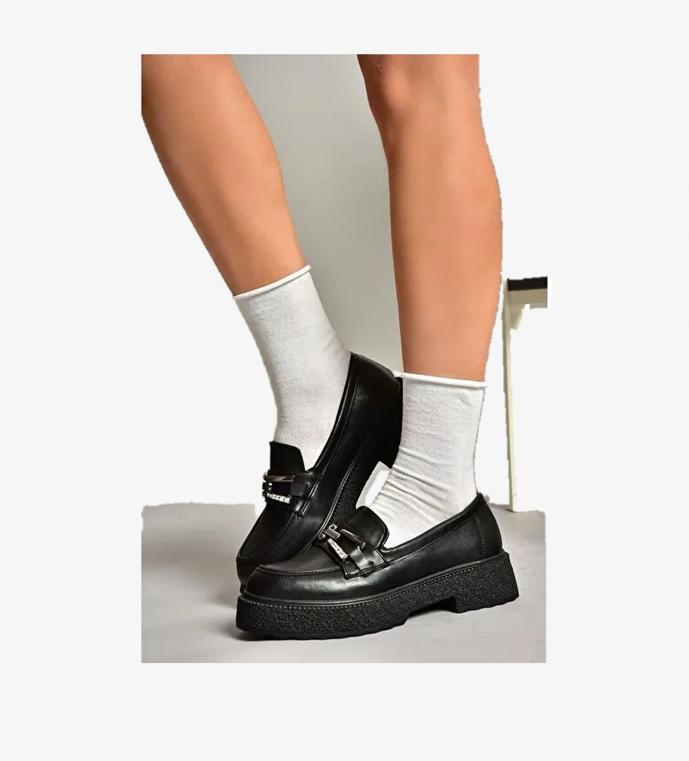 T996198409 Siyah Kalın Tabanlı Makosen Kadın Ayakkabı - Görsel 1