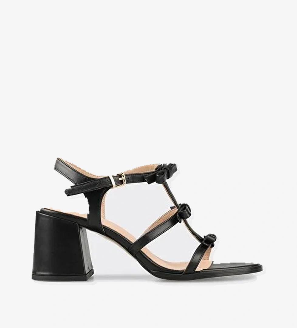 Siyah Deri Kadın Sandalet - Görsel 1