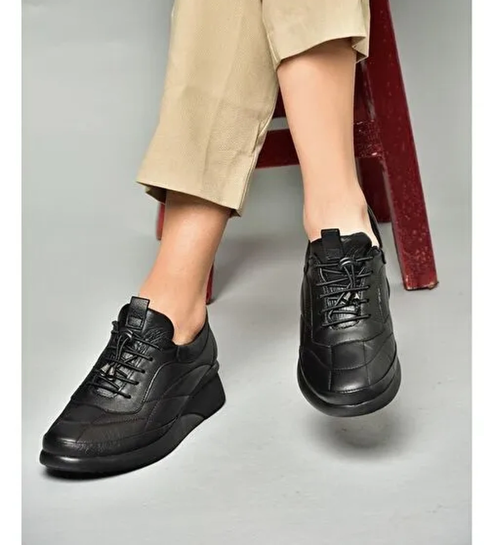 P555193203 Siyah Hakiki Deri Comfort Ortopedik Taban Kadın Ayakkabı - Görsel 1