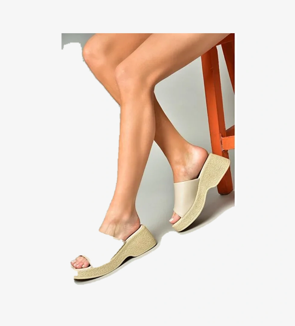 S996741209 Bej Kalın Tabanlı Kadın Terlik - Görsel 1