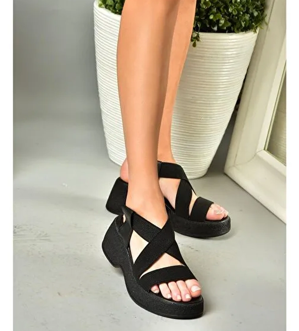 S996048004 Siyah Kumaş Kalın Tabanlı Kadın Sandalet - Görsel 1