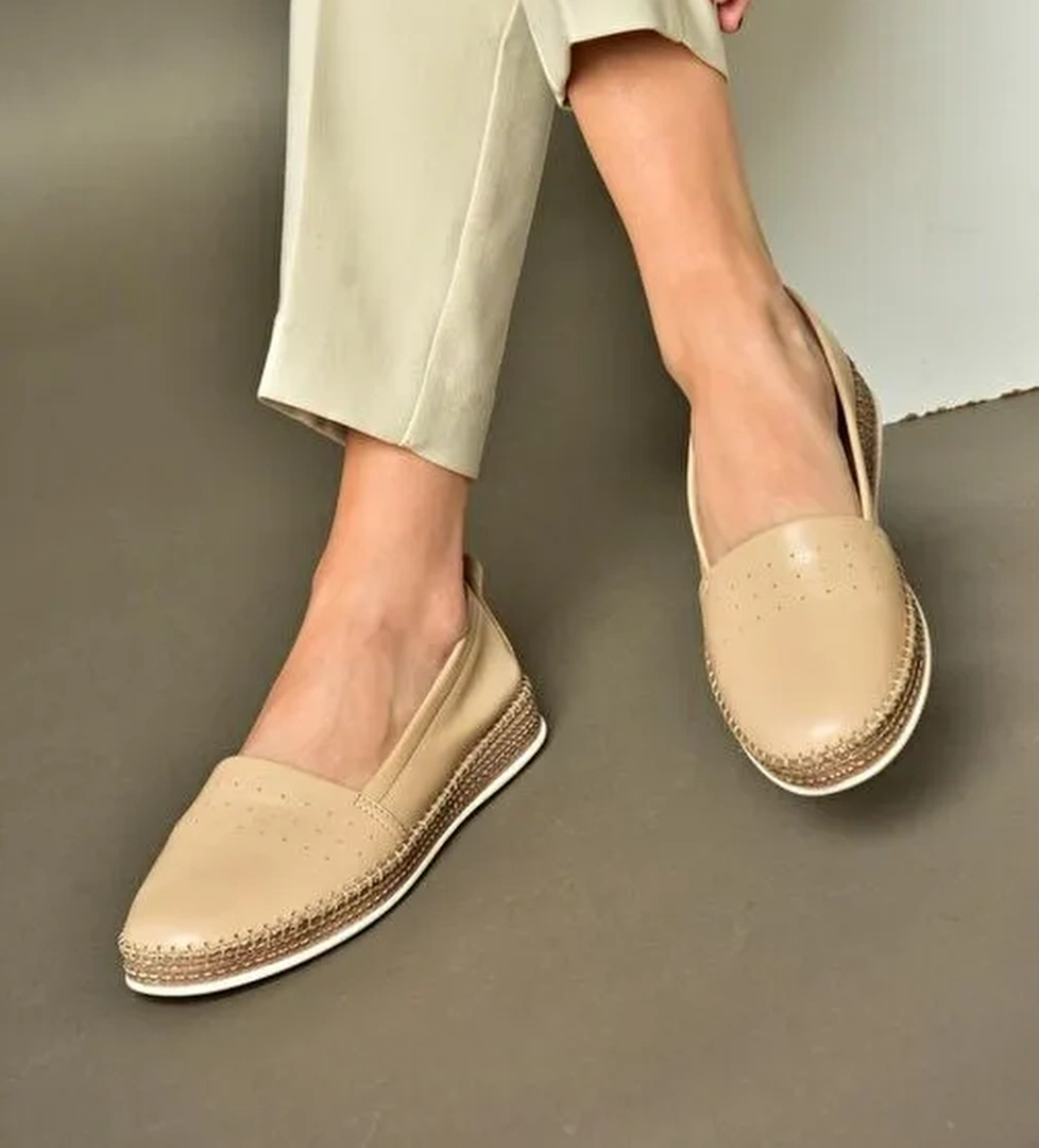 P555002503 Bej Hakiki Deri Günlük Kadın Ayakkabı - Görsel 1