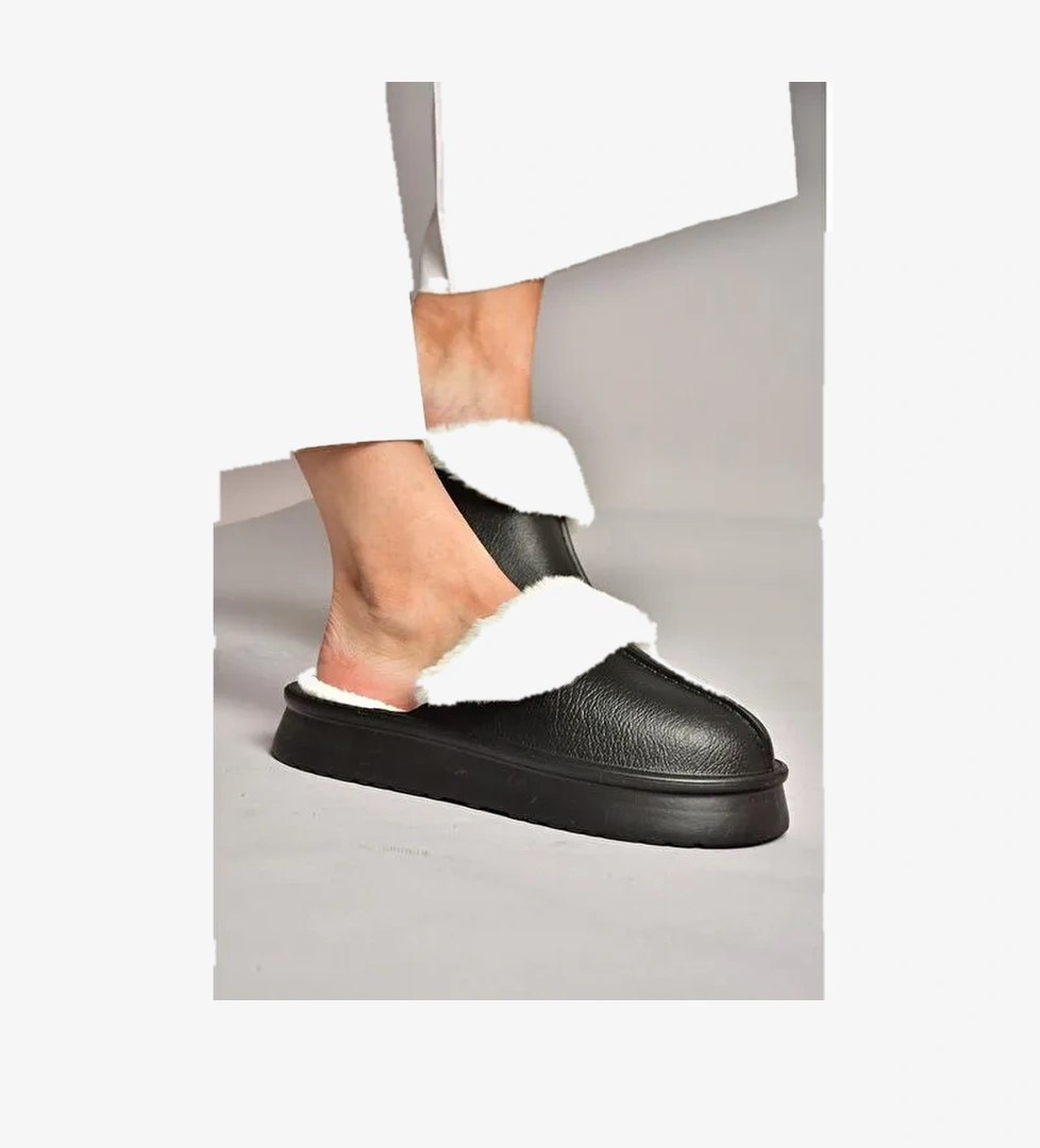 T918264209 Siyah İçi Peluş Kadın Terlik - Görsel 1