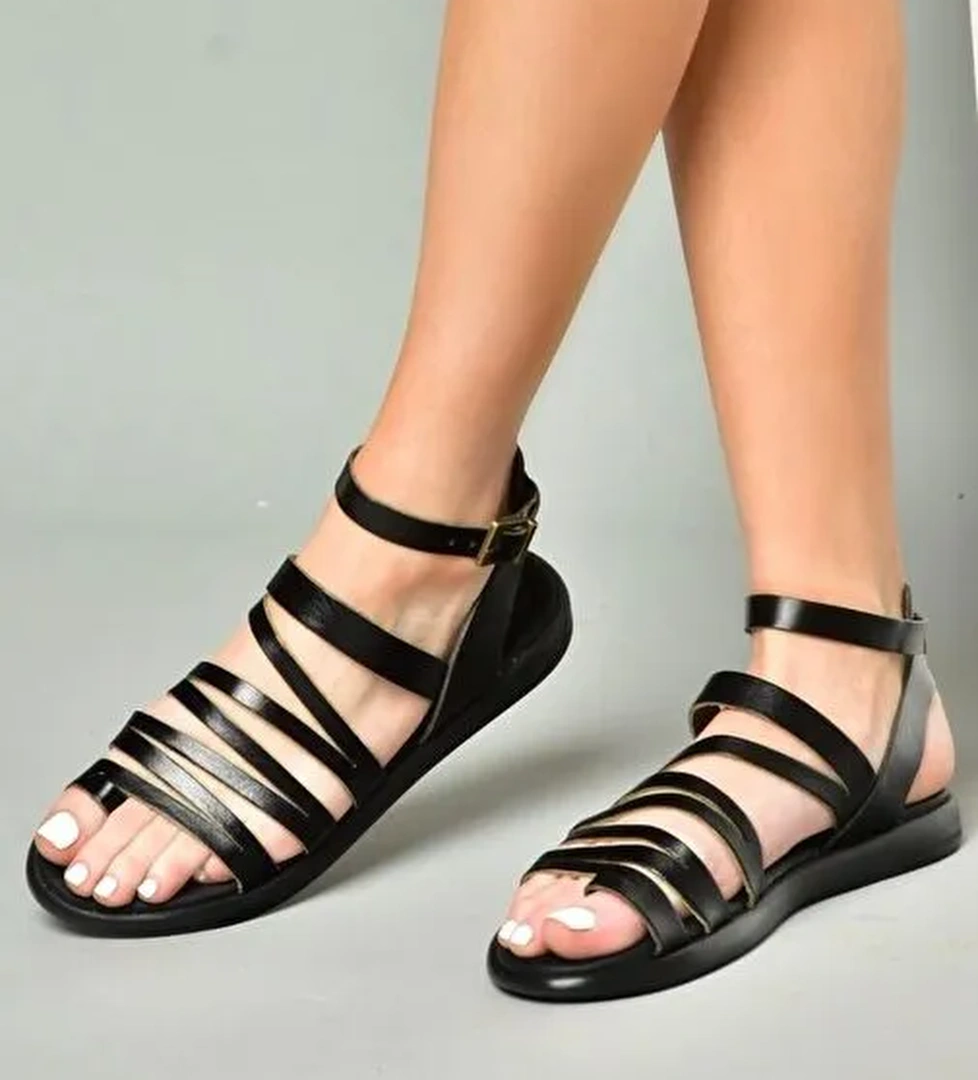 S291016103 Siyah Hakiki Deri Kadın Sandalet - Görsel 1