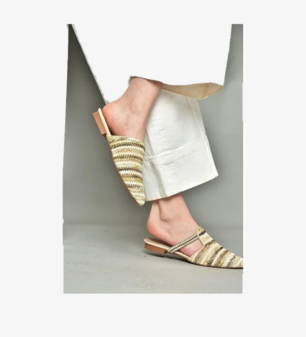 P820031417 Bej/Vizon Hasır Taş Detaylı Kadın Terlik - Görsel 1