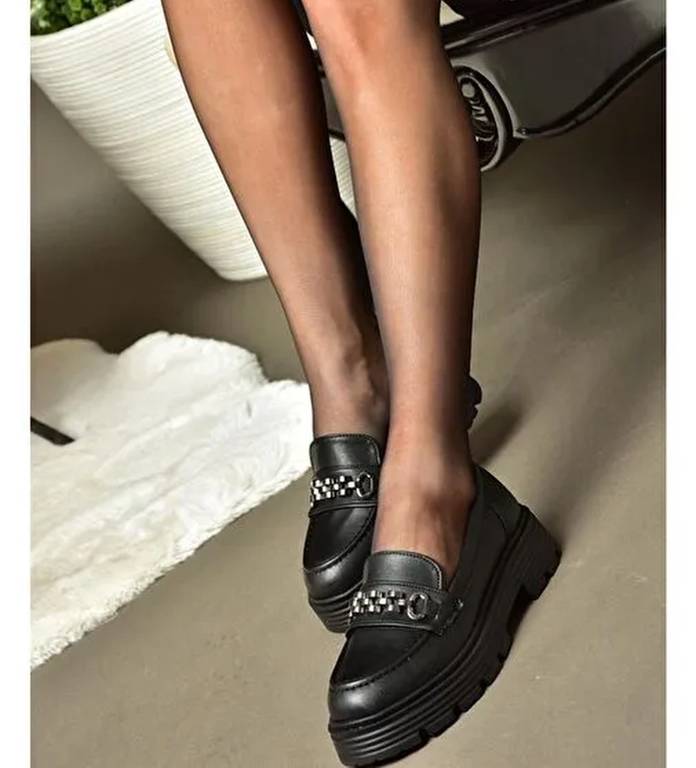 R996096009 Siyah Kalın Tabanlı Günlük Kadın Ayakkabı - Görsel 1