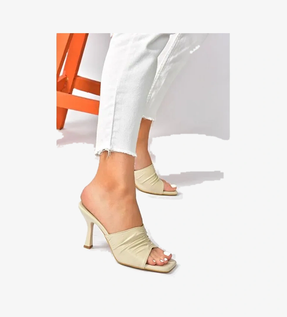 Bej İnce Topuklu Kadın Terlik P590233809 - Görsel 1