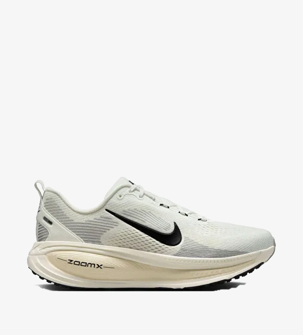 Nike HM6803-101 NIKE VOMERO 18 Beyaz Erkek Koşu Ayakkabısı