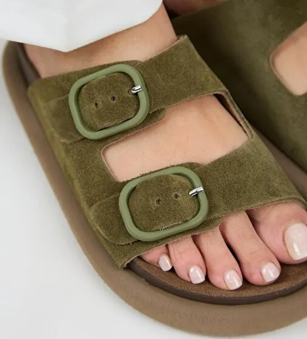 Manijero (Lavanda 2) Kadın Hakiki Deri Çift Tokalı Haki Terlik - Görsel 1