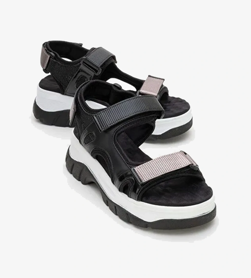 4740 Siyah Platin Bantlı Kadın Sandalet - Görsel 1