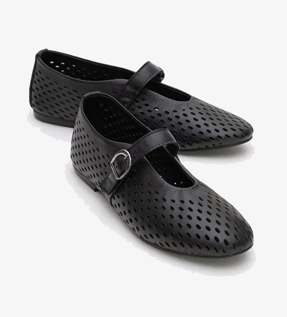 ARİAN Siyah Cilt Hakiki Deri Delikli Kadın Babet Ayakkabı - Görsel 1