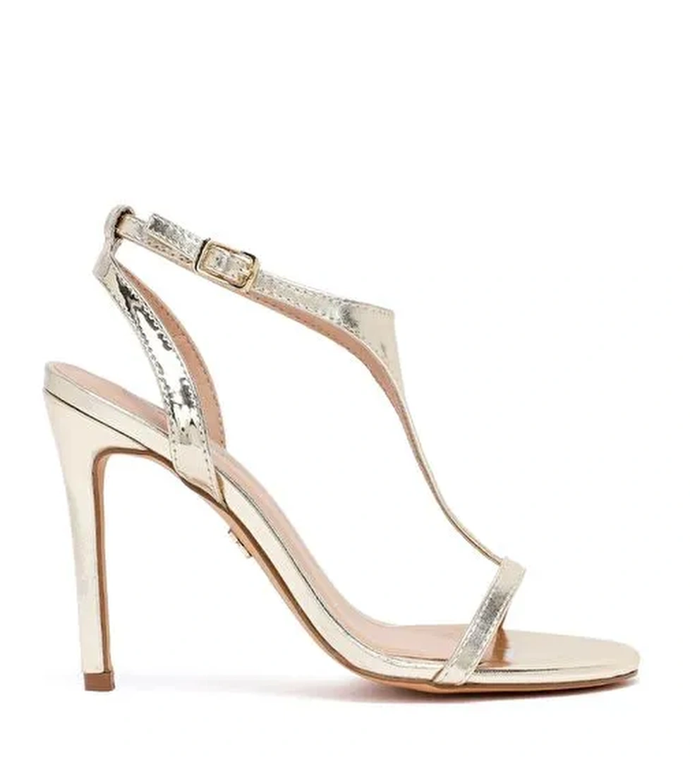 Kadın Altın Bilekten Tokalı Yüksek İnce Topuklu Metalik Sandalet 25SFD443032 - Görsel 1