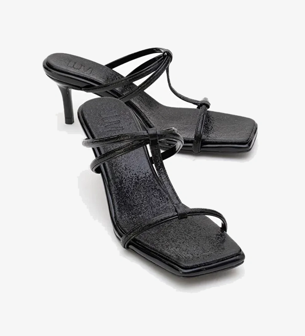 MOCHA Siyah Desenli Kare Burunlu İnce Bantlı Kadın Topuklu Terlik - Görsel 1