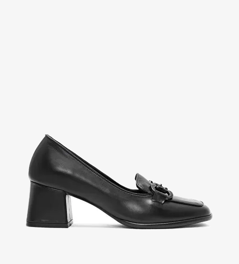 Kadın Siyah Toka Detaylı Kalın Topuklu Deri Ayakkabı 25AFD184118 - Görsel 1