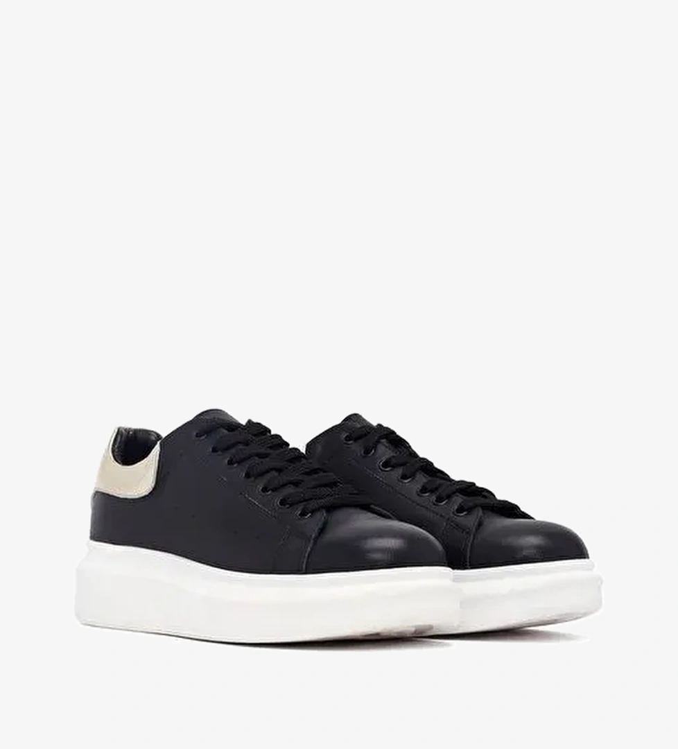 Kadın Siyah Bağcıklı Kalın Tabanlı Deri Sneaker 25AFD220518 - Görsel 1