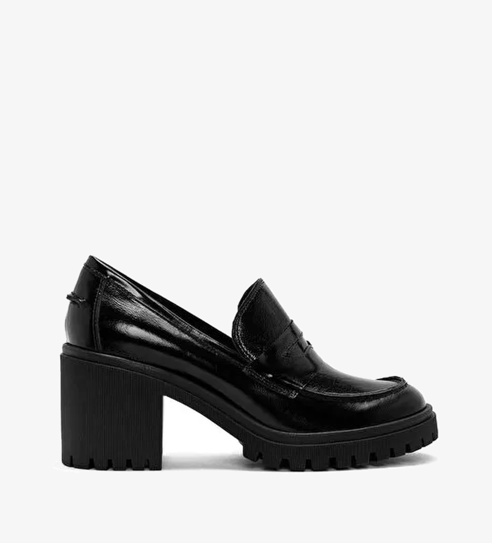 Kadın Siyah Kalın Topuklu Rugan Deri Maskülen Loafer 25AFD200016 - Görsel 1