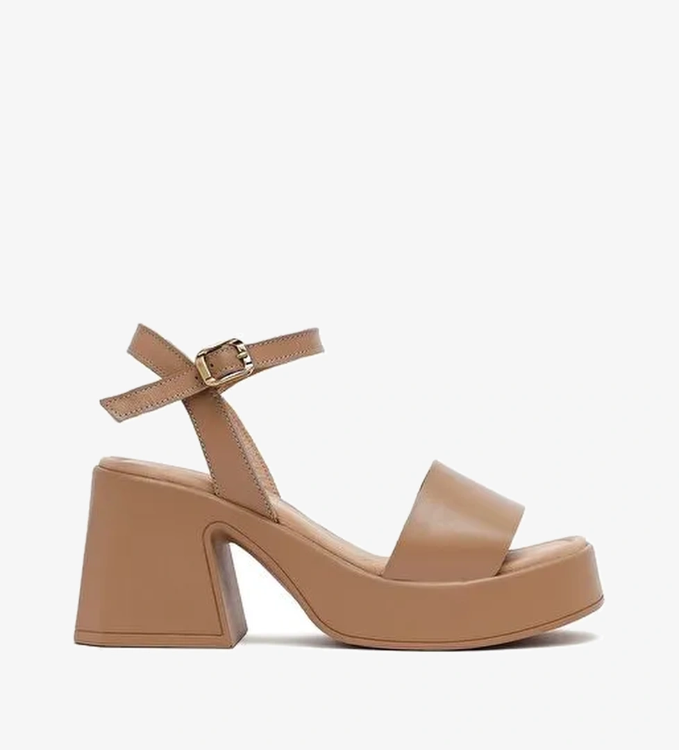 Derimod Derimod Kadın Bej Bilekten Tokalı Kalın Topuklu Platformlu Deri Sandalet 25SFD131318 Sandalet & Terlik | Boyner Bej - 1. görsel