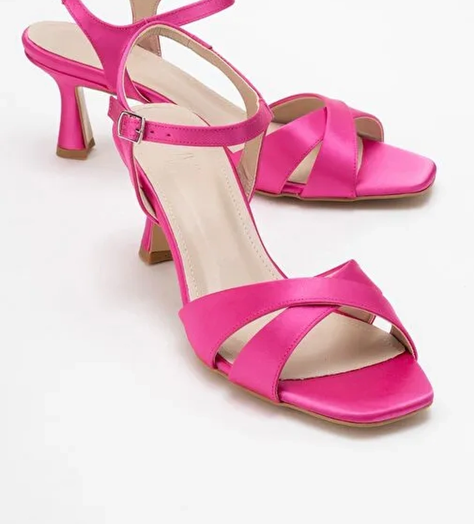 MELİN Fuşya Saten Çapraz Bantlı Kadın Topuklu Ayakkabı - Görsel 1
